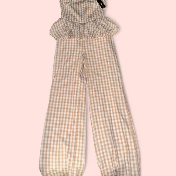 Fashion Nova Plaid Strapless Jumpsuit – Tan Gingham | XS | NWT - Picture 4 of 6
